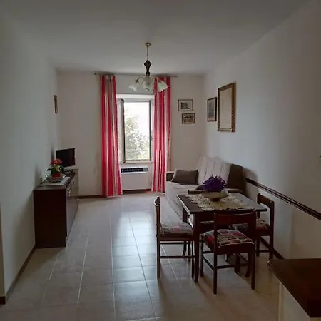 Il Borgo Antico * Monte del Lago