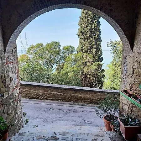Il Borgo Antico Casa de Férias Monte del Lago