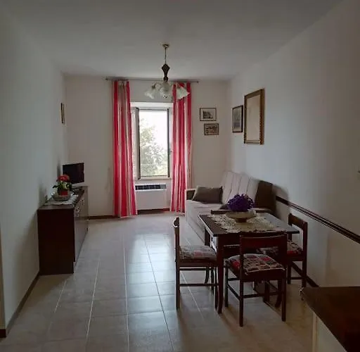 Il Borgo Antico * Monte del Lago