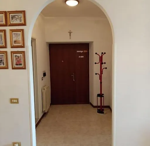 Il Borgo Antico Monte del Lago